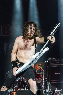 airbourne-rockavaria-30-05-2015_0023