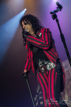 alice-cooper-stadthalle-lichtenfels-04-08-2013-65