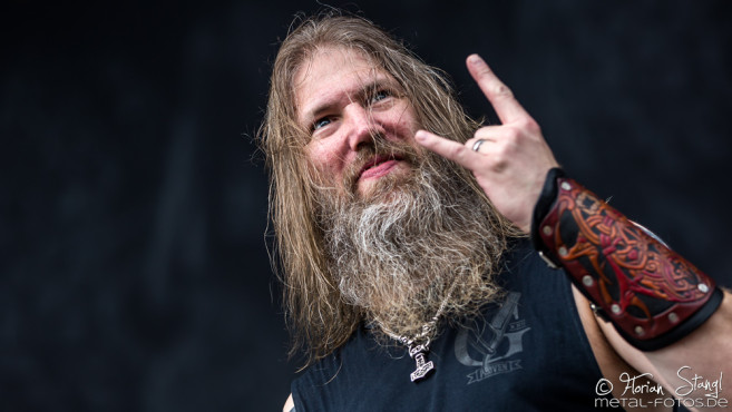 amon-amarth-rock-im-park-2016-04-06-2016_0019