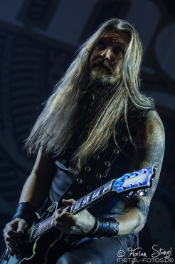 amorphis-arena-nuernberg-5-12-2015_0024
