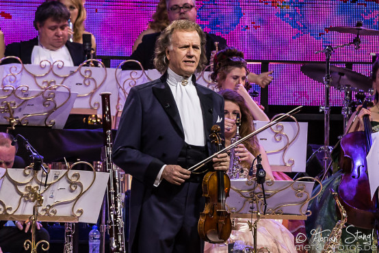 andre-rieu-und-sein-johann-strauss-orchester-arena-nuernberg-28-1-2017_0008