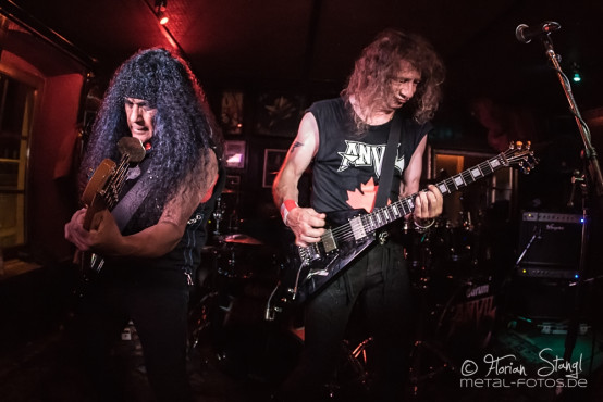 anvil-paunchy-cats-lichtenfels-07-08-2013-11