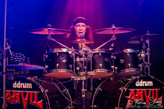 anvil-musichall-geiselwind-23-04-2016_0053