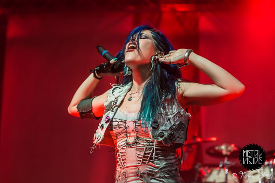 arch-enemy-eventhalle-geiselwind-12-12-2014_0012