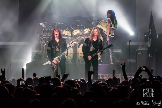 arch-enemy-eventhalle-geiselwind-12-12-2014_0013