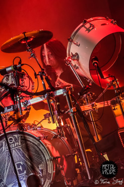 arch-enemy-eventhalle-geiselwind-12-12-2014_0029