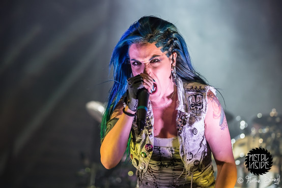 arch-enemy-eventhalle-geiselwind-12-12-2014_0035
