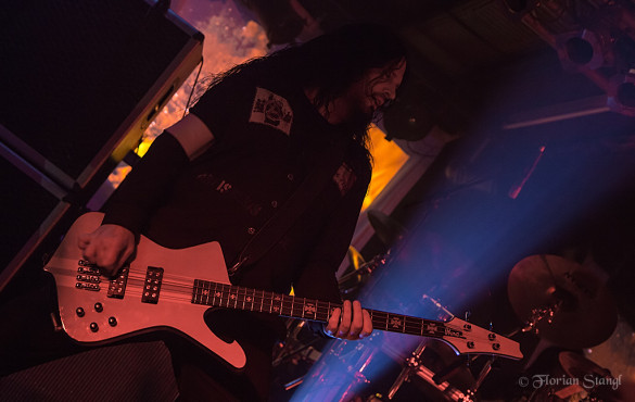 arch-enemy-17-10-2012-rockfabrik-ludwigsburg-14