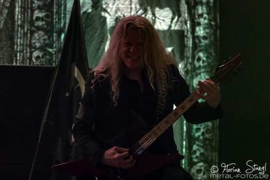 arch-enemy-arena-nuernberg-5-12-2015_0075