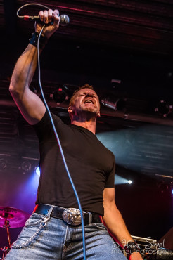 ashes-of-ares-backstage-muenchen-04-10-2013_29