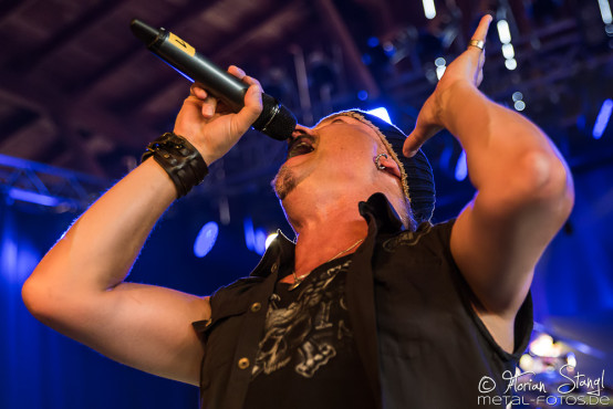 axxis-classic-rock-night-8-8-2015_0053