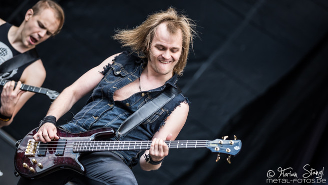 battle-beast-bang-your-head-2016-14-07-2016_0030