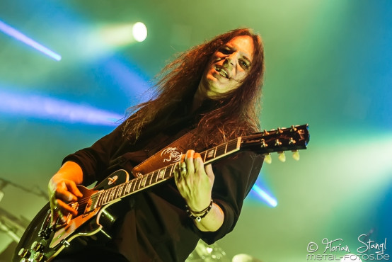 blind-guardian-brose-arena-bamberg-26-04-2015_0002