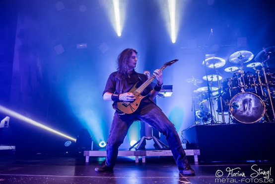 blind-guardian-brose-arena-bamberg-26-04-2015_0039