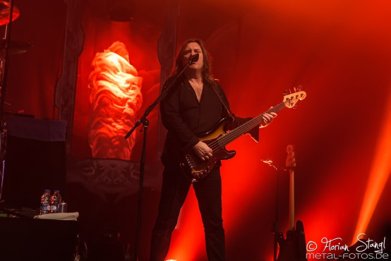blind-guardian-brose-arena-bamberg-26-04-2015_0045