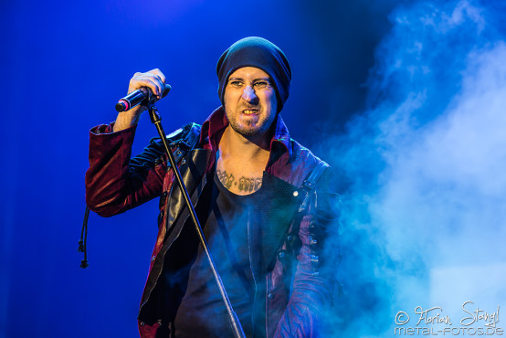 bloodbound-masters-of-rock-9-7-2015_0059