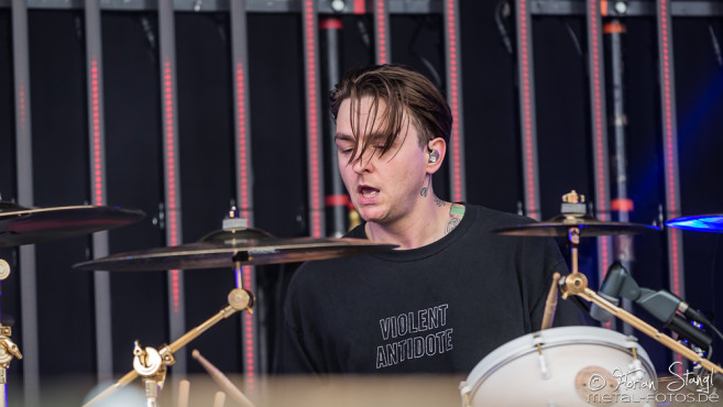 bring-me-the-horizon-rock-im-park-2016-03-06-2016_0025
