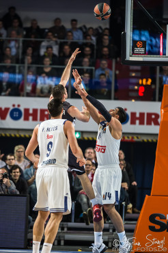 brose-baskets-vs-real-madrid-arena-nuernberg-25-1-2017_0023