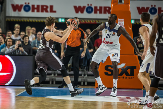 brose-baskets-vs-real-madrid-arena-nuernberg-25-1-2017_0026