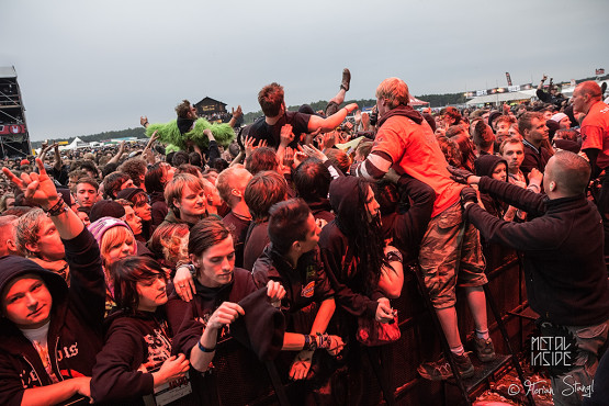 caliban-with-full-force-2013-30-06-2013-33