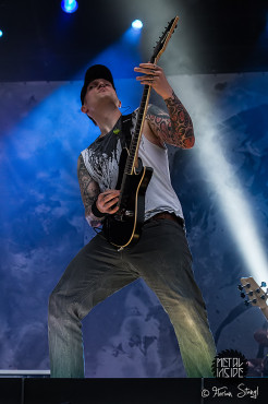 caliban-with-full-force-2013-30-06-2013-43