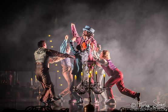 cirque-du-soleil-corteo-arena-nuernberg-6-11-92019_0010