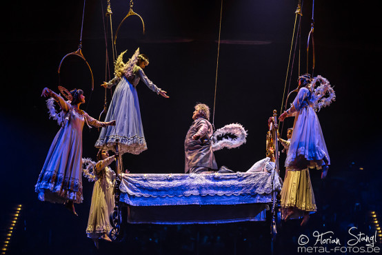 cirque-du-soleil-corteo-arena-nuernberg-6-11-92019_0011