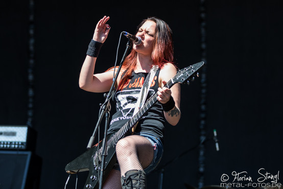 crucified-barbara-masters-of-rock-11-7-2015_0006
