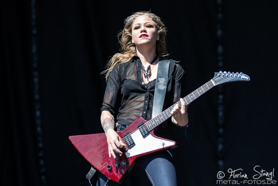 crucified-barbara-masters-of-rock-11-7-2015_0009
