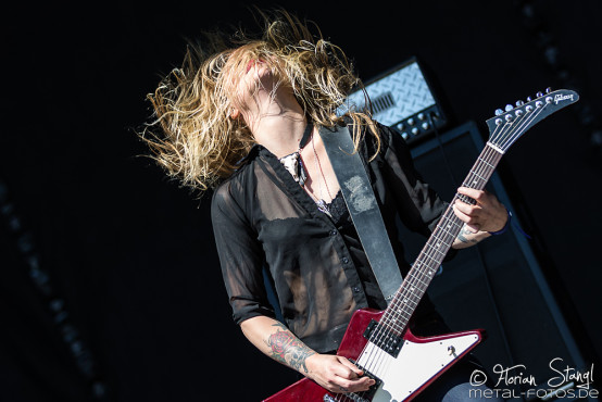 crucified-barbara-masters-of-rock-11-7-2015_0021