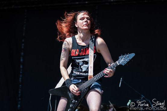 crucified-barbara-masters-of-rock-11-7-2015_0028