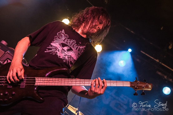 defy-the-laws-of-tradition-hirsch-nuernberg-13-08-2013-43