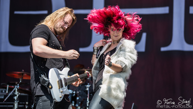 delain-bang-your-head-2016-16-07-2016_0008