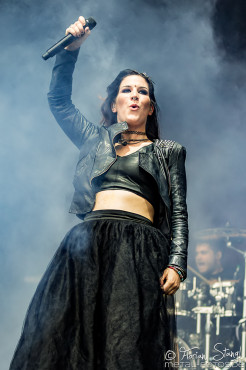delain-masters-of-rock-11-7-2015_0059
