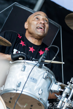 dog-eat-dog-masters-of-rock-10-7-2015_0005