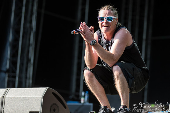 dog-eat-dog-masters-of-rock-10-7-2015_0048
