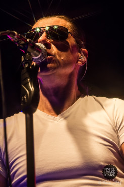 dr-woos-rocknroll-circus-hirsch-nuernberg-06-10-2013_46