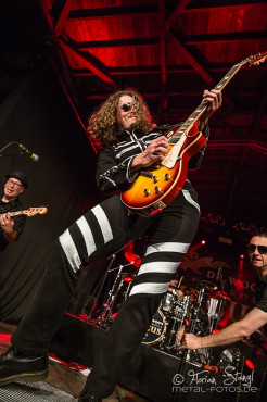 dr-woos-rocknroll-circus-pyras-classic-rock-2014-9-8-2014_0017