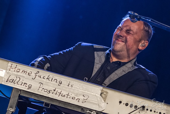 dr-woos-rocknroll-circus-pyras-classic-rock-2014-9-8-2014_0037