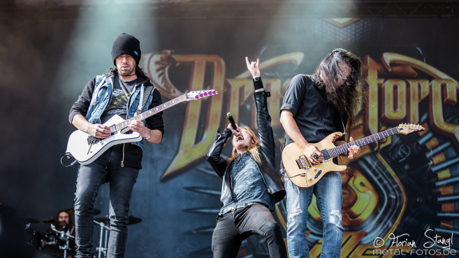 dragonforce-bang-your-head-2016-14-07-2016_0021