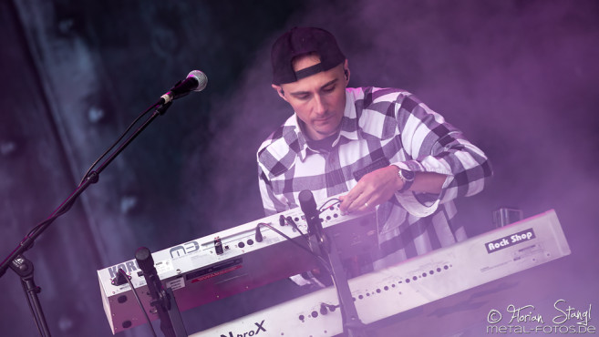dragonforce-bang-your-head-2016-14-07-2016_0029