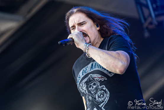 dream-theater-bang-your-head-18-7-2015_0025