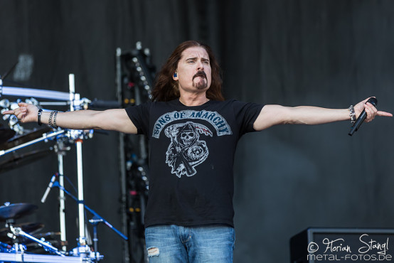 dream-theater-bang-your-head-18-7-2015_0038
