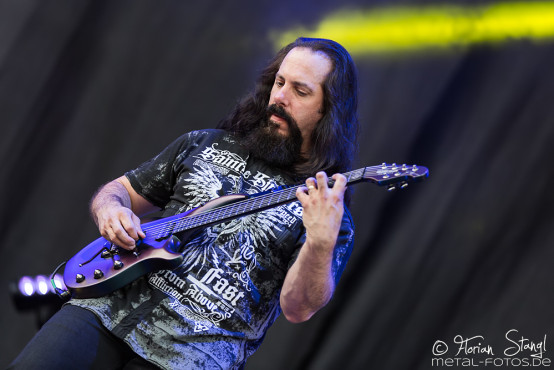 dream-theater-bang-your-head-18-7-2015_0048