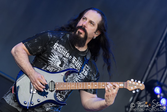 dream-theater-bang-your-head-18-7-2015_0052