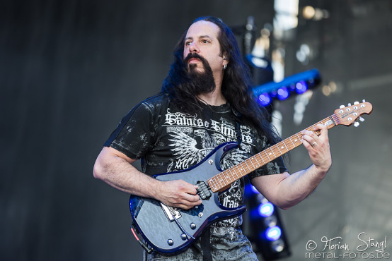 dream-theater-bang-your-head-18-7-2015_0063