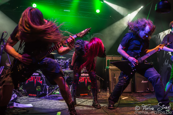 dying-gorgeous-lies-musichall-geiselwind-23-04-2016_0041