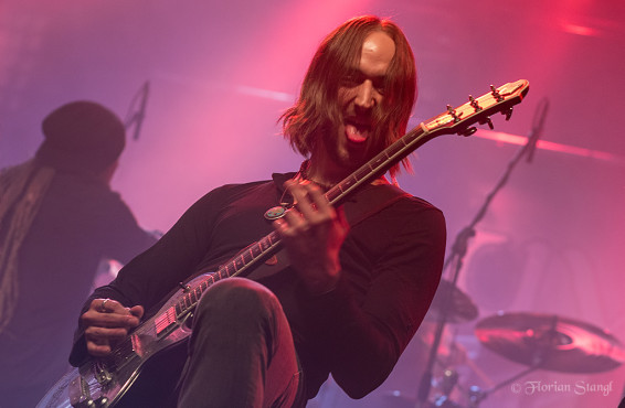 eluveitie-21-9-2012-geiselwind-eventhalle-23
