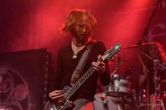 eluveitie-21-9-2012-geiselwind-eventhalle-30