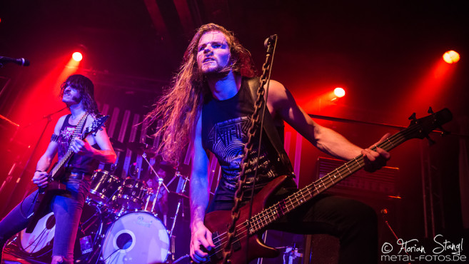 evil-invaders-der-cult-nuernberg-20-10-2016_0007
